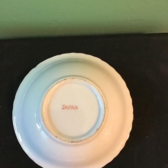 Vintage Japanese Collectible Retired Mini Floral Saucer With Gold & Silver - Picture 2 of 2